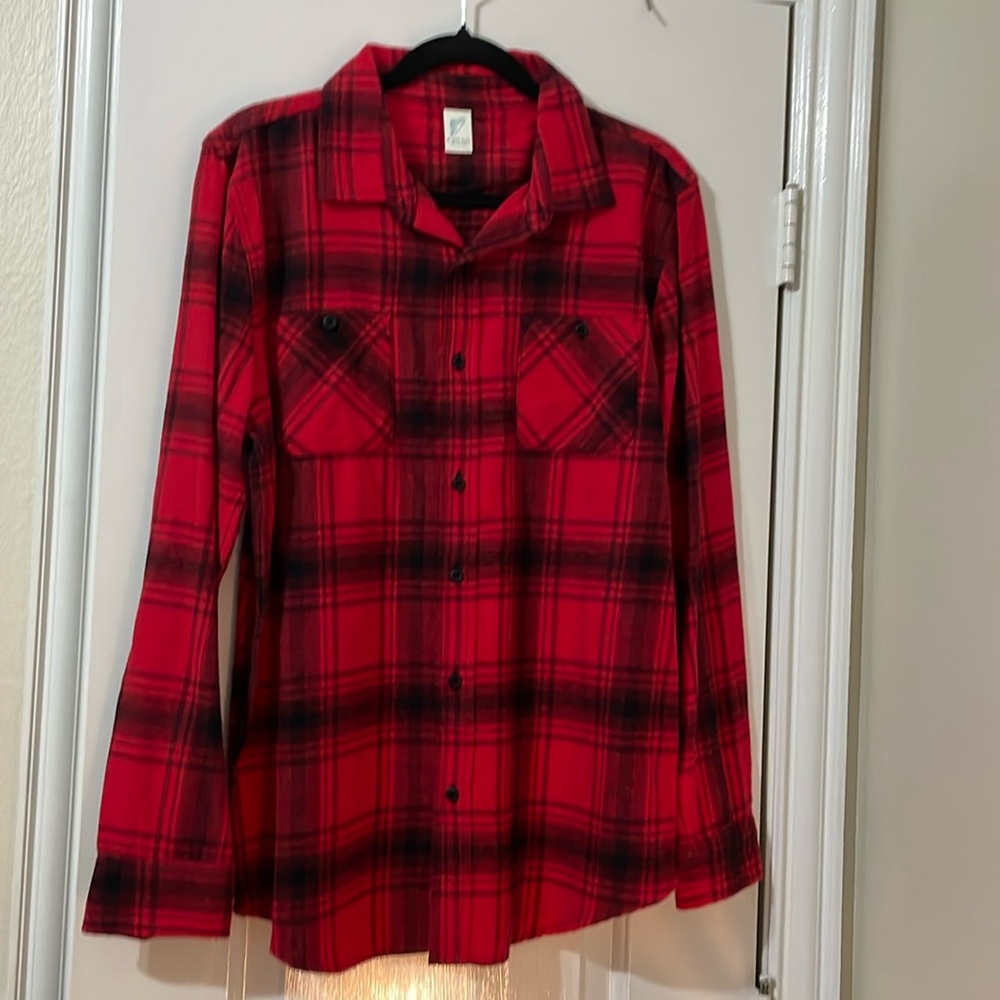 Men’s shirts